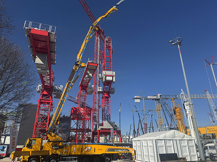 Kranwald bei der bauma 2025 (©Foto: Martin Schmitz) 